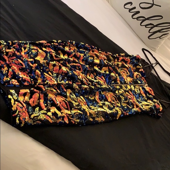 Sequence Dress - Picture 2 of 6